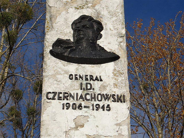 pomnik-generala-3.jpg